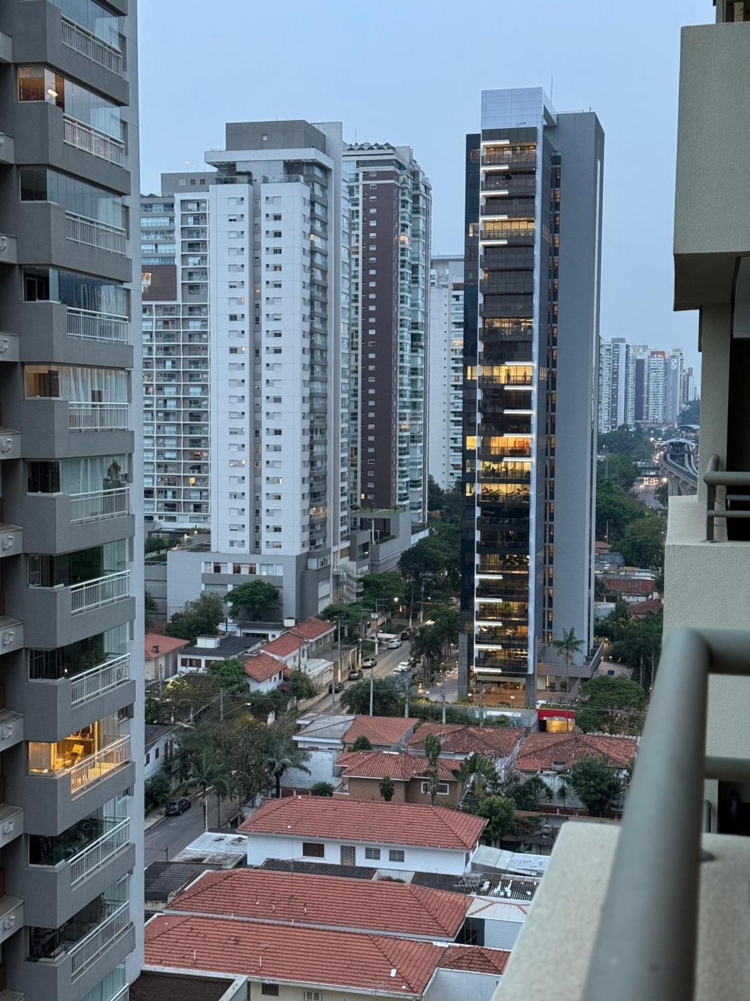 Flat No Brooklin Sp * São Paulo